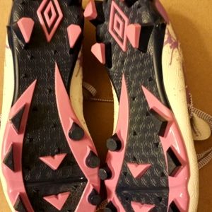Athletic soccer shoes cleats